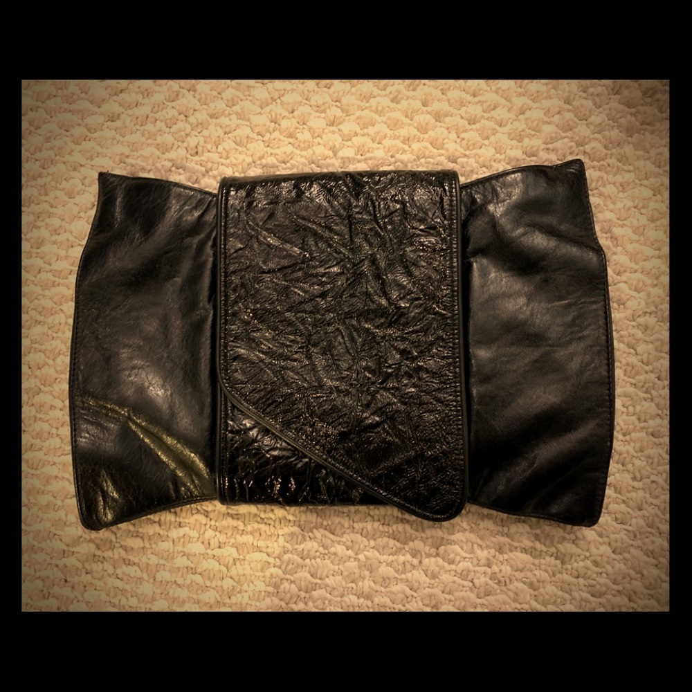 Danielle Nicole vintage black clutch